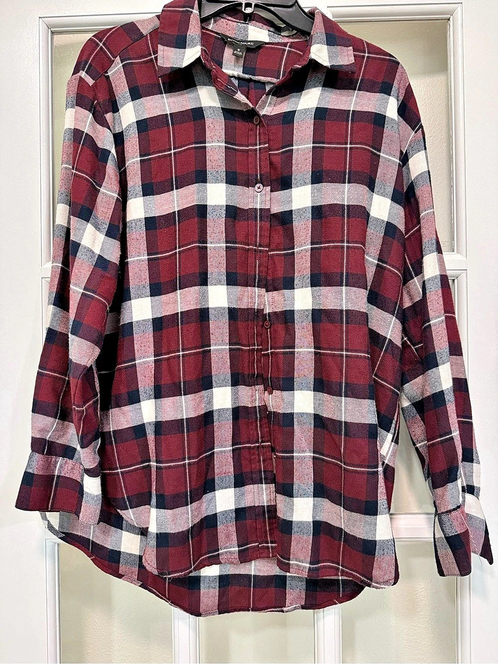 Banana Republic Boyfriend Flannel Shirt Plaid Red & White Small